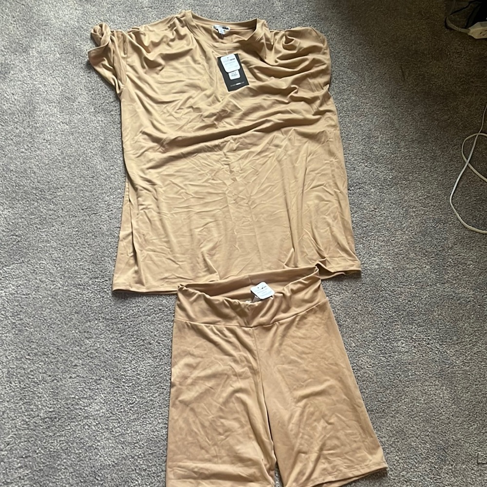 Brand new two piece fashionnova